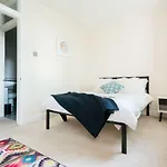 The Lapis Lounge - Large 3Bdr House At River Avon