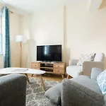 The Lapis Lounge - Large 3Bdr House At River Avon