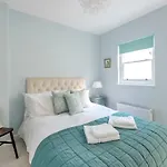 Chatham House - Central Townhouse