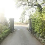 Entire Victorian Lodge In A Privately Gated Estate With Secure Parking For Two Cars And A Newly Refurbished Bathroom