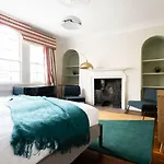 The Georgian Greenhouse - Delightful 4Bdr House