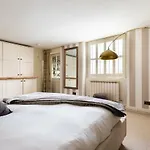 The Georgian Greenhouse - Delightful 4Bdr House