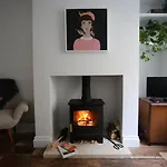 Central Georgian Townhouse With Free Parking