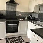 Grosvenor Place Spacious Studio Apartment