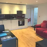 Beautiful Modern Apartment In Bath