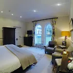 Bath Paradise House