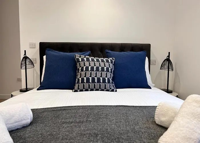 Chapel - Central Studio Apartment
