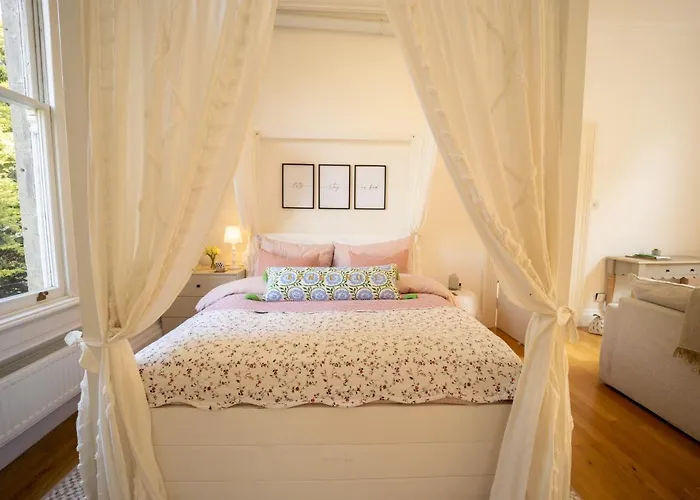 Studio Apartment In Central Bath