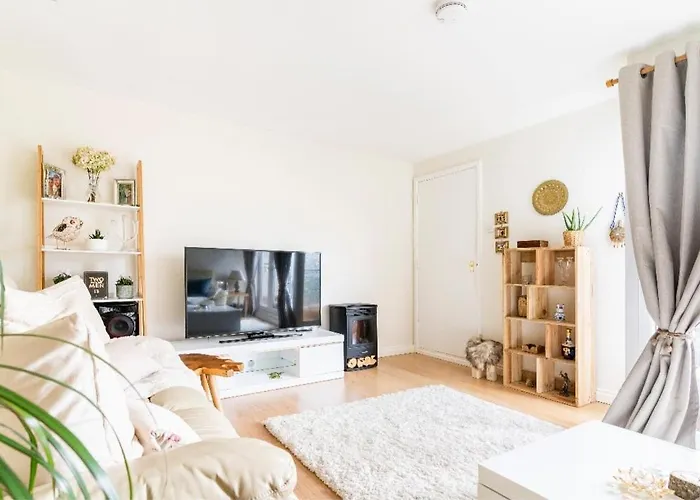 Cosy Room Near The City Centre With Free Parking
