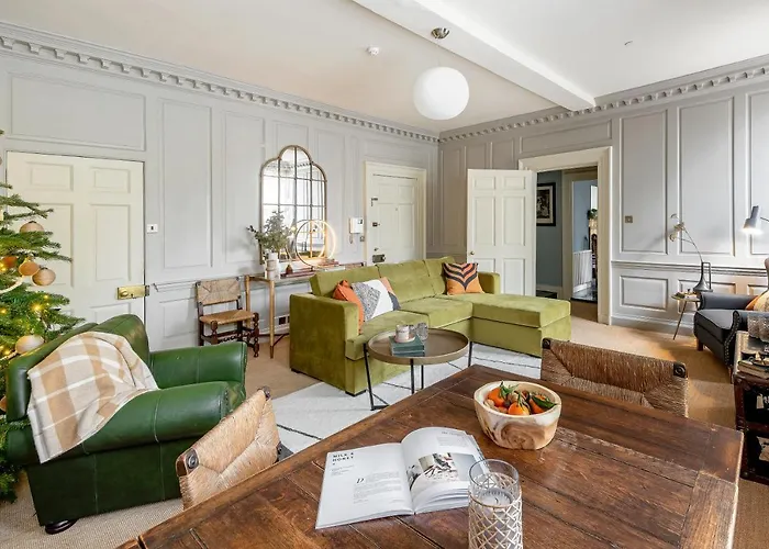 Superior Stays Rosewell House - Bath City Centre