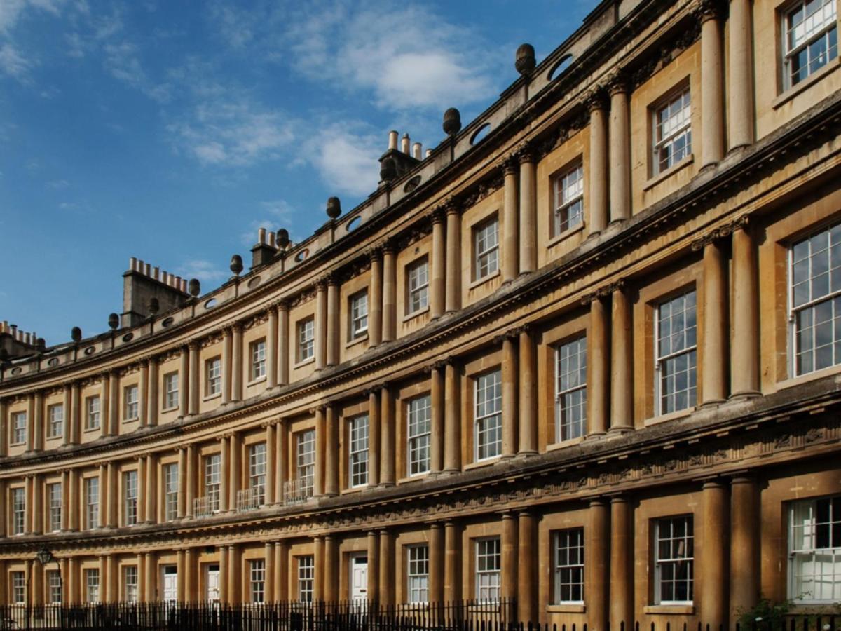 Circle * Bath