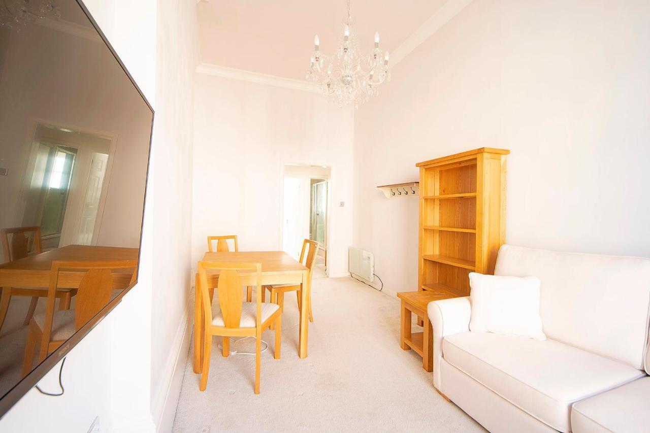 Central Flat Apartment