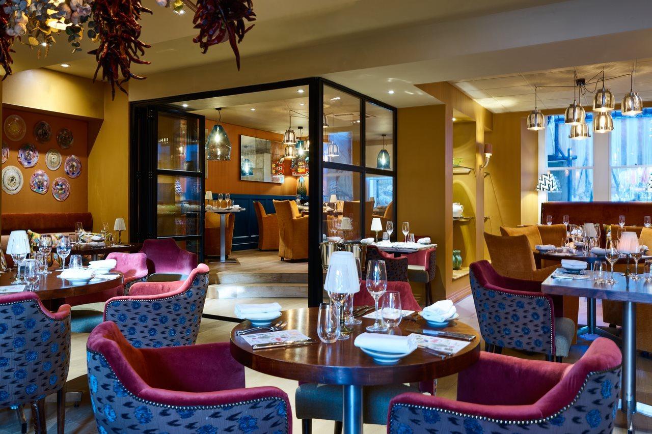 The Bird, Hotel 4*