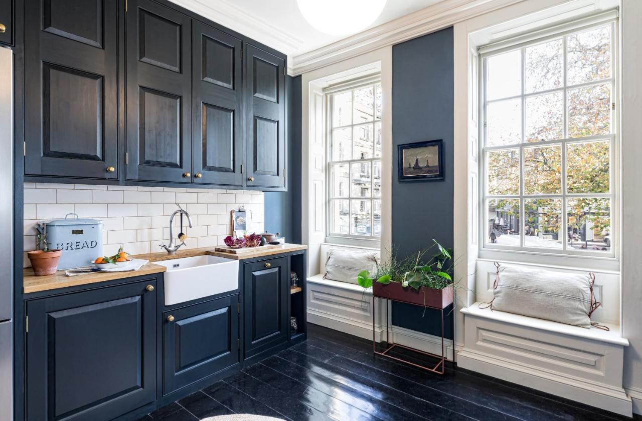 Superior Rosewell House - Centre Apartment