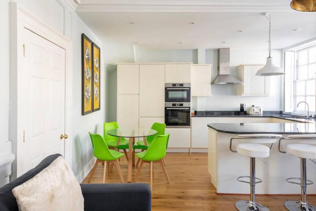 Beautiful Apartment, Incredible Central Location