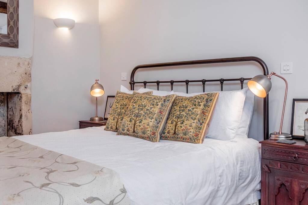 Coachman Cottage, Mews Living In Central Holiday home *