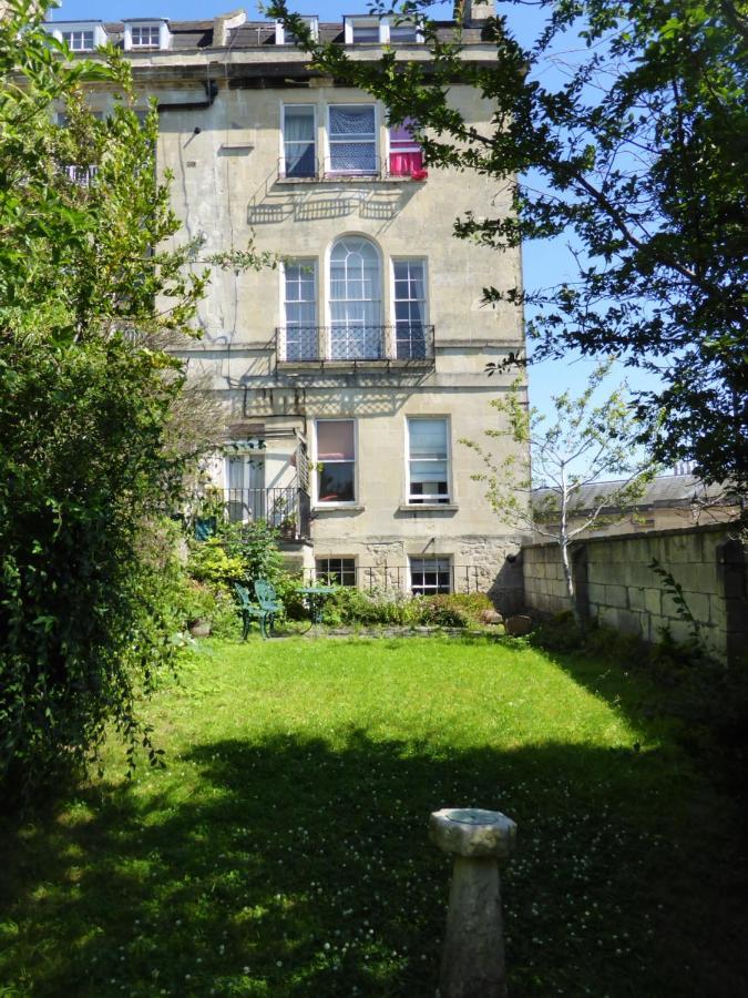 Georgian Garden Flat With Free Parking Bath