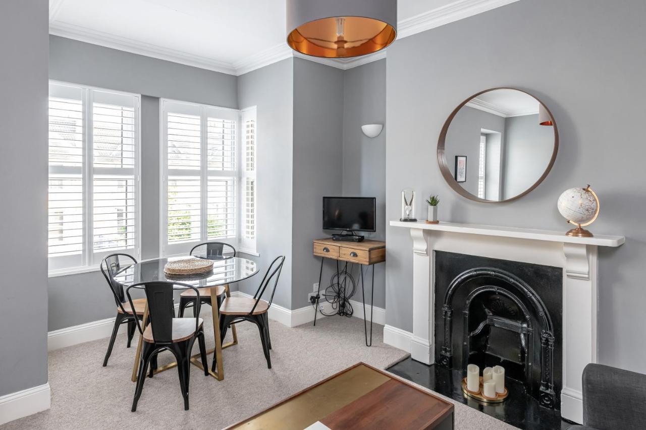 Modern & Spacious 2 Bedroom Maisonette * Bath