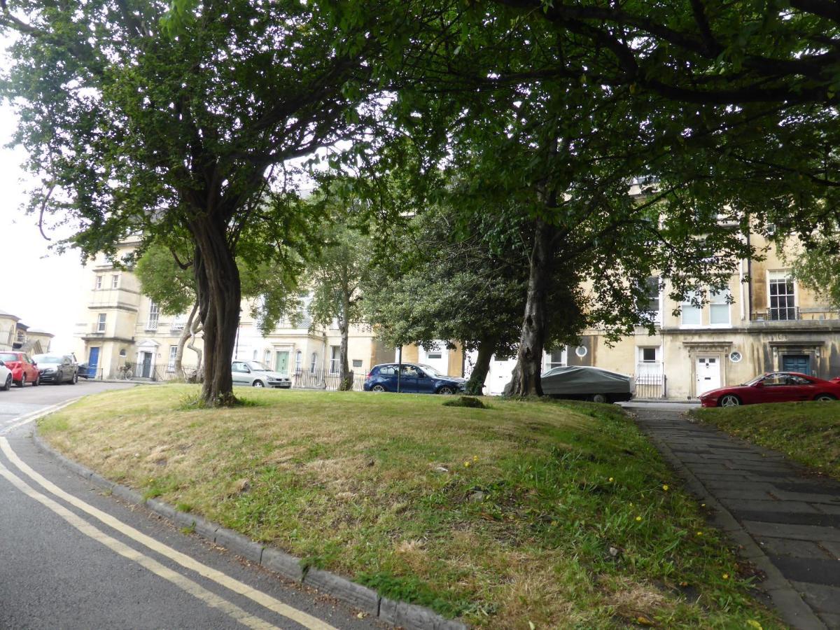 Apartment Georgian Garden Flat With Free Parking
