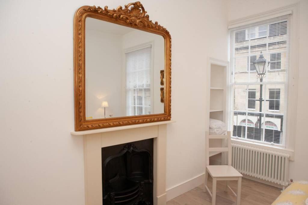 Stunning, 1 Bed Luxury Flat In * Bath