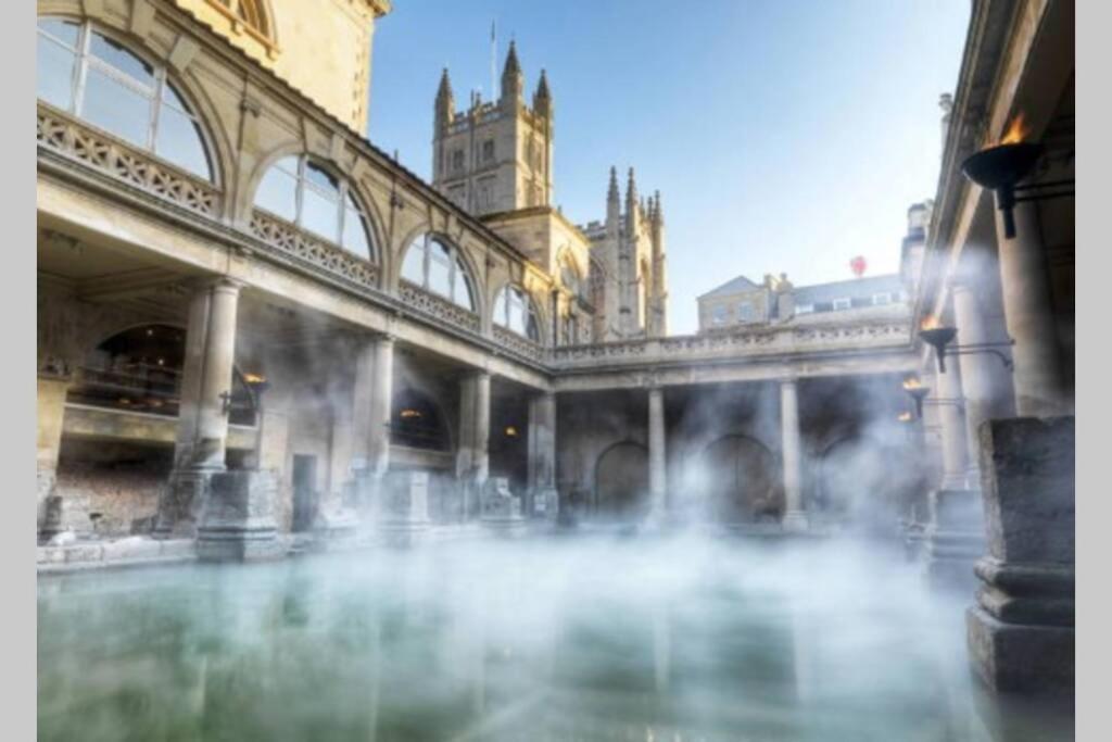 Stunning, 1 Bed Luxury Flat In