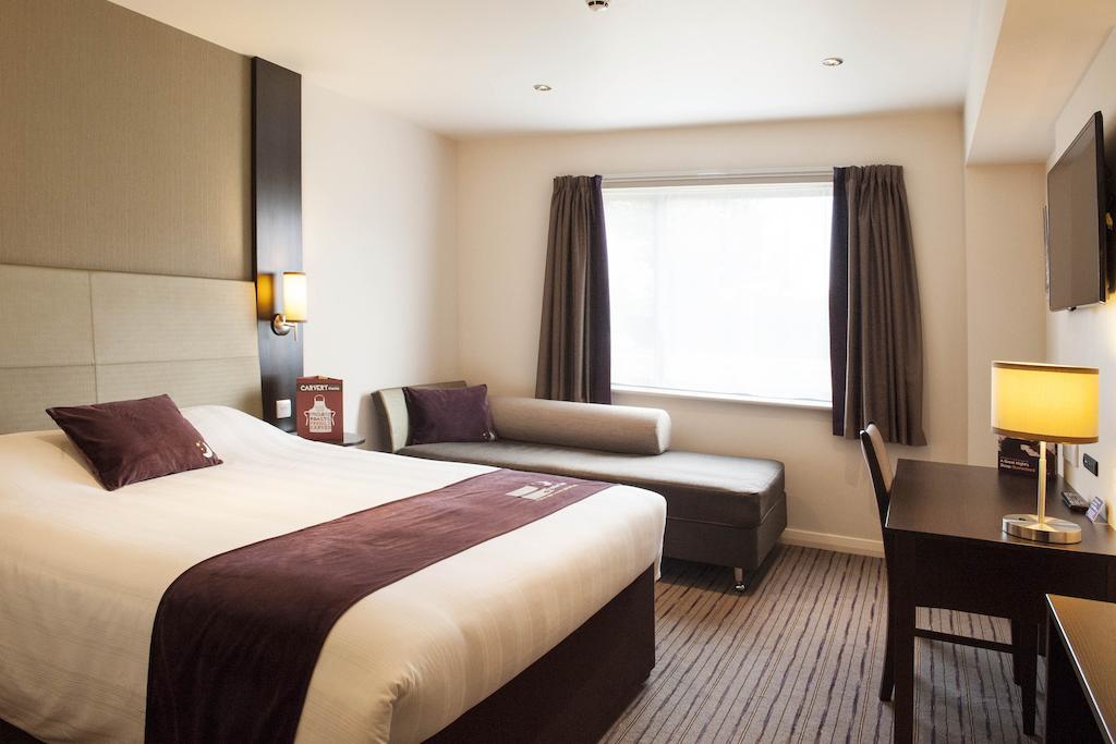 Premier Centre 3*