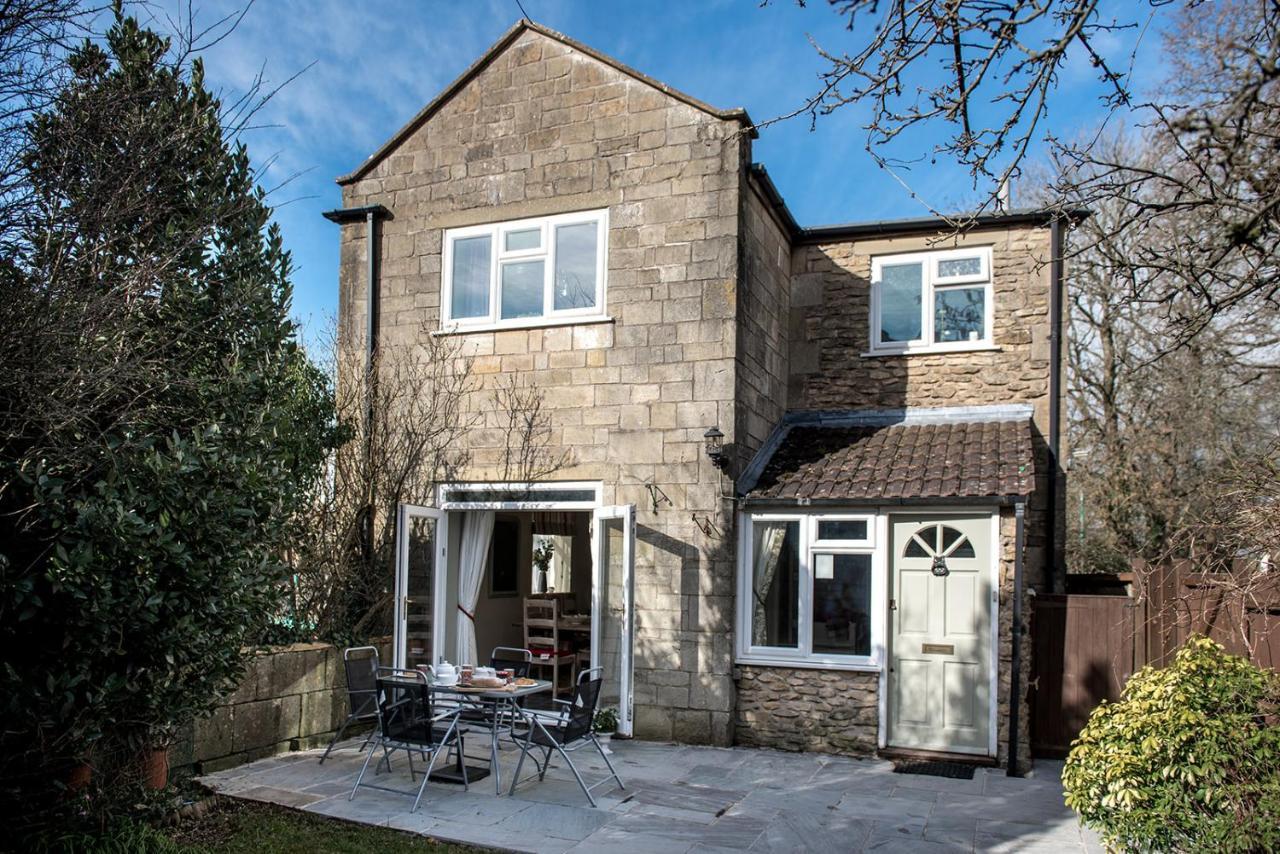 Newly Renovated Old Bakery House In Bath, 3 Bedroom, Free Parking Bath