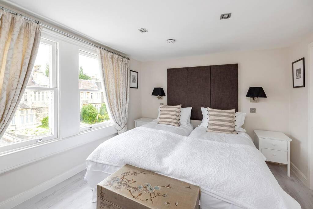 Holiday home Lovely 4 Bedroom Townhouse *