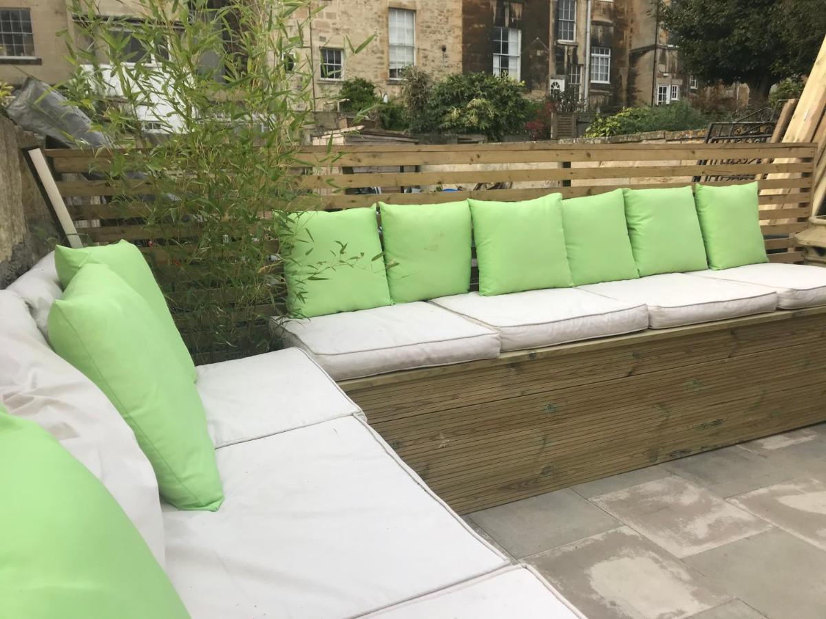 Gorgeous Garden Apartment Bath