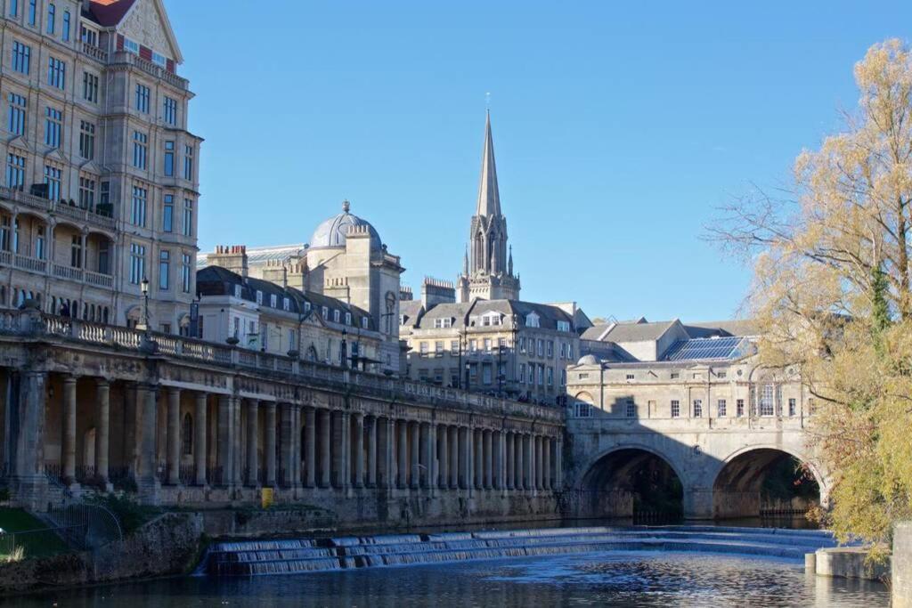 Beautiful In Milsom Street Apartment *