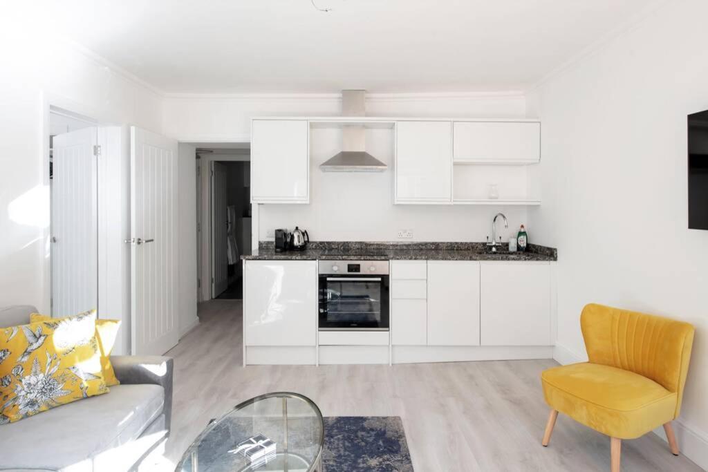 Apartment 2 Bed Centre 1 Min From Abbey Bath