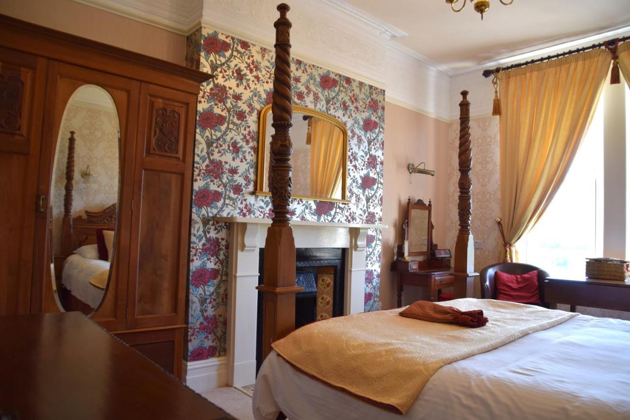 Cranleigh 4* Bath