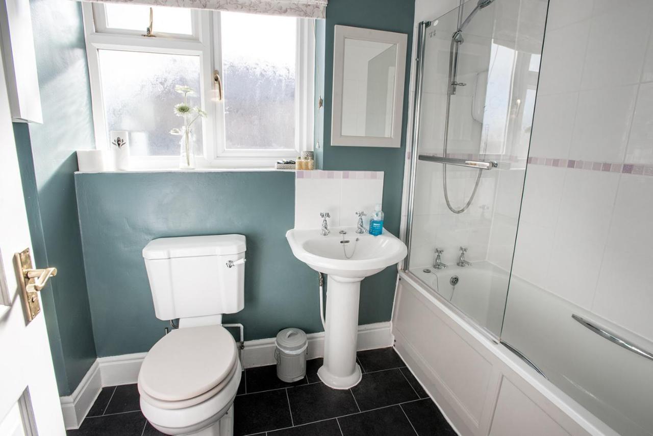 Newly Renovated Old Bakery House In Bath, 3 Bedroom, Free Parking Bath