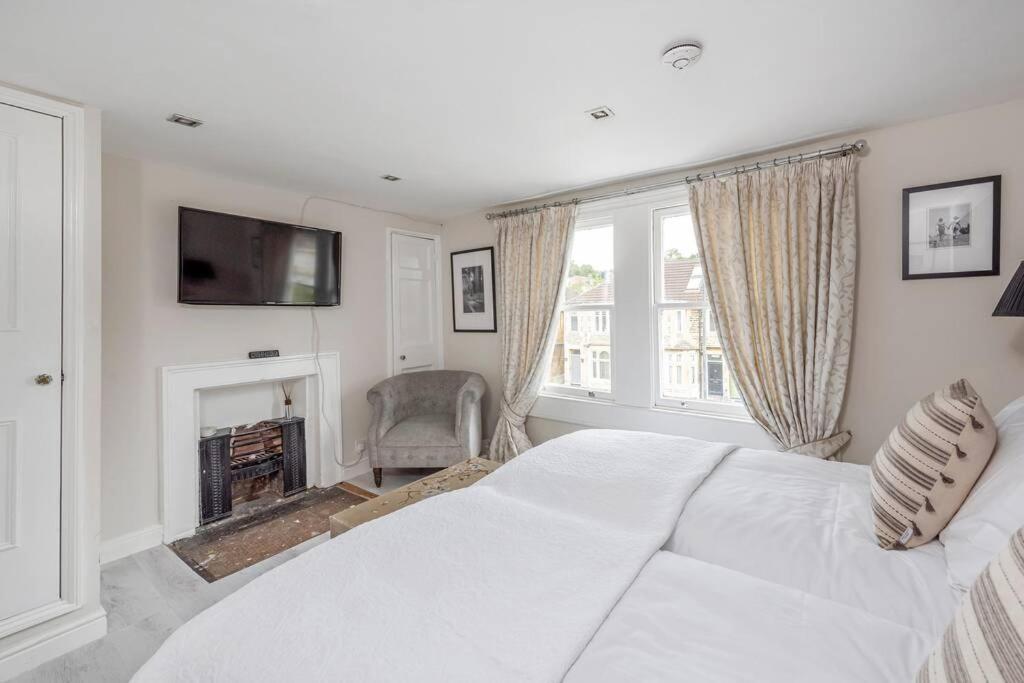 Holiday home Lovely 4 Bedroom Townhouse Bath