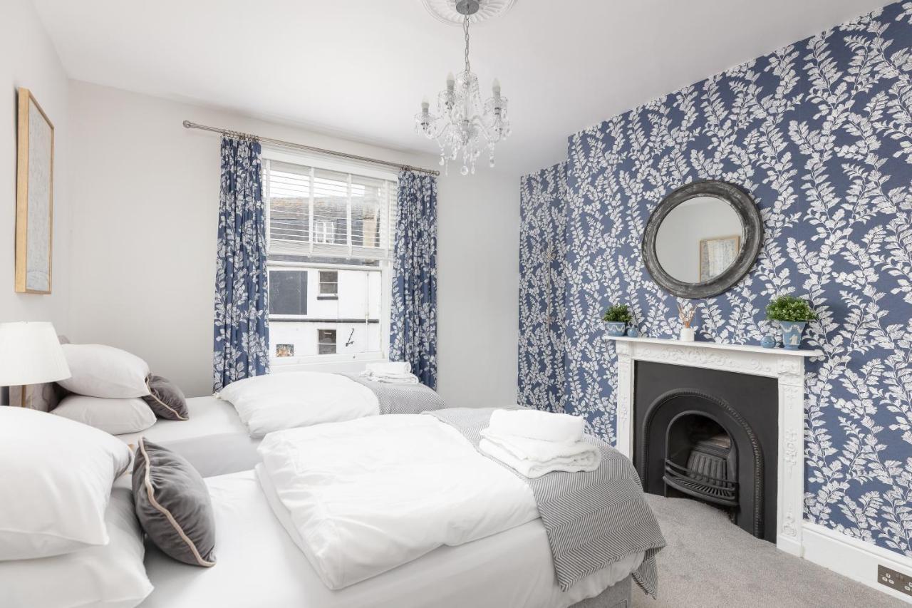 5 Bedroom Magnificent Georgian Townhouse- Centre Apartment Bath
