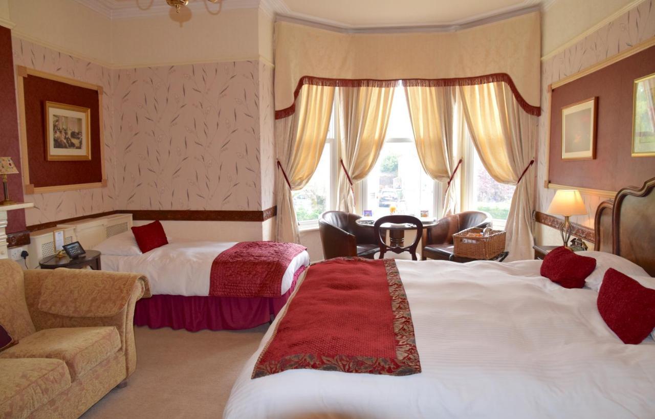 Cranleigh Guest house 4*