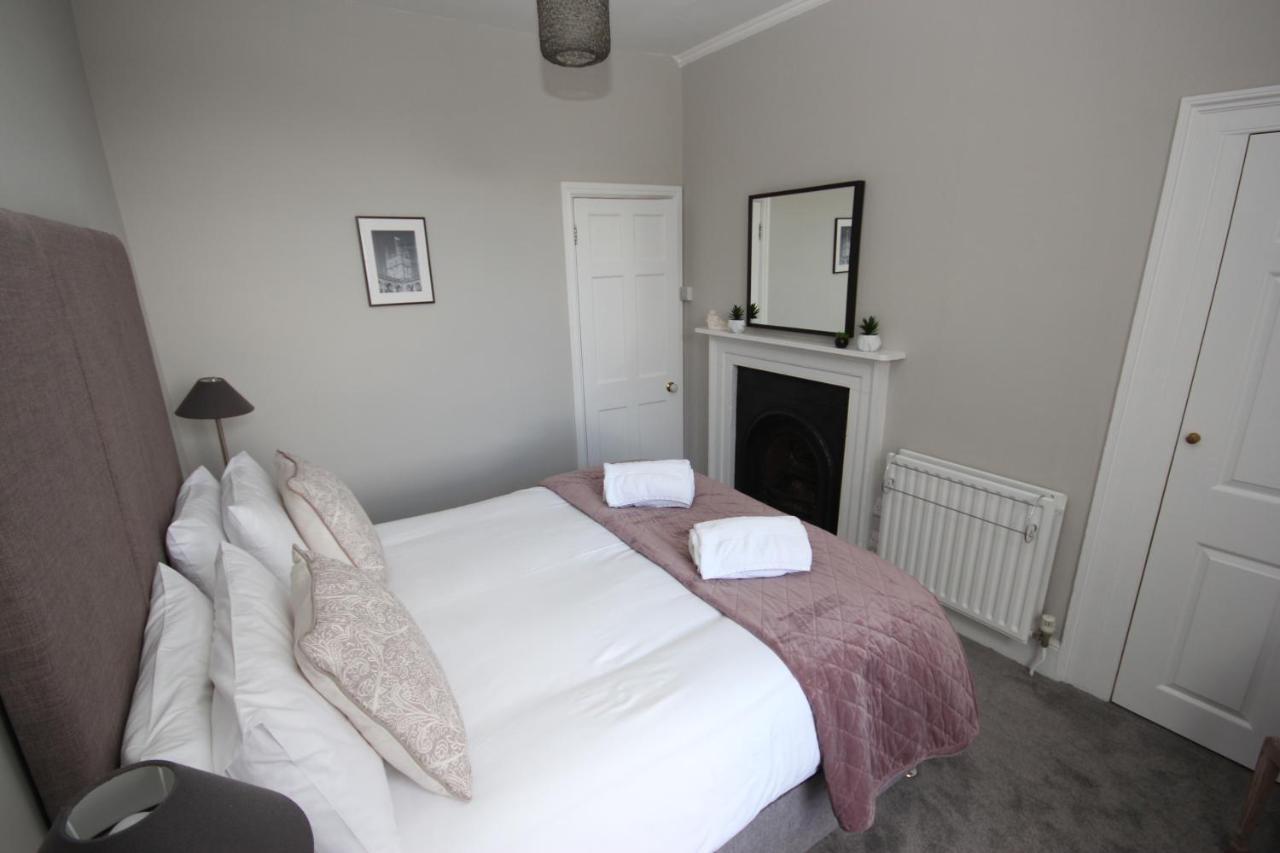Park View Two-bedroom Bath