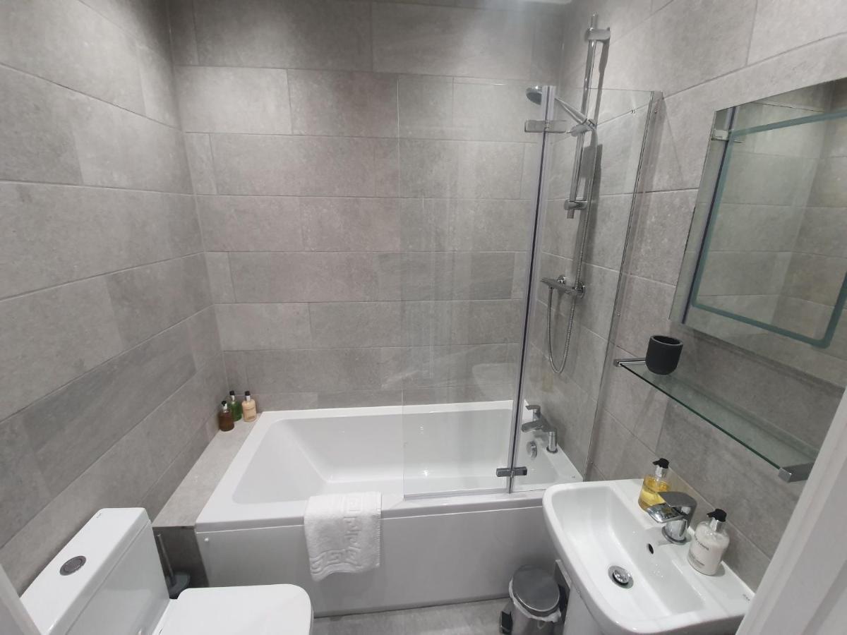 Apartment Park View Two-bedroom Bath