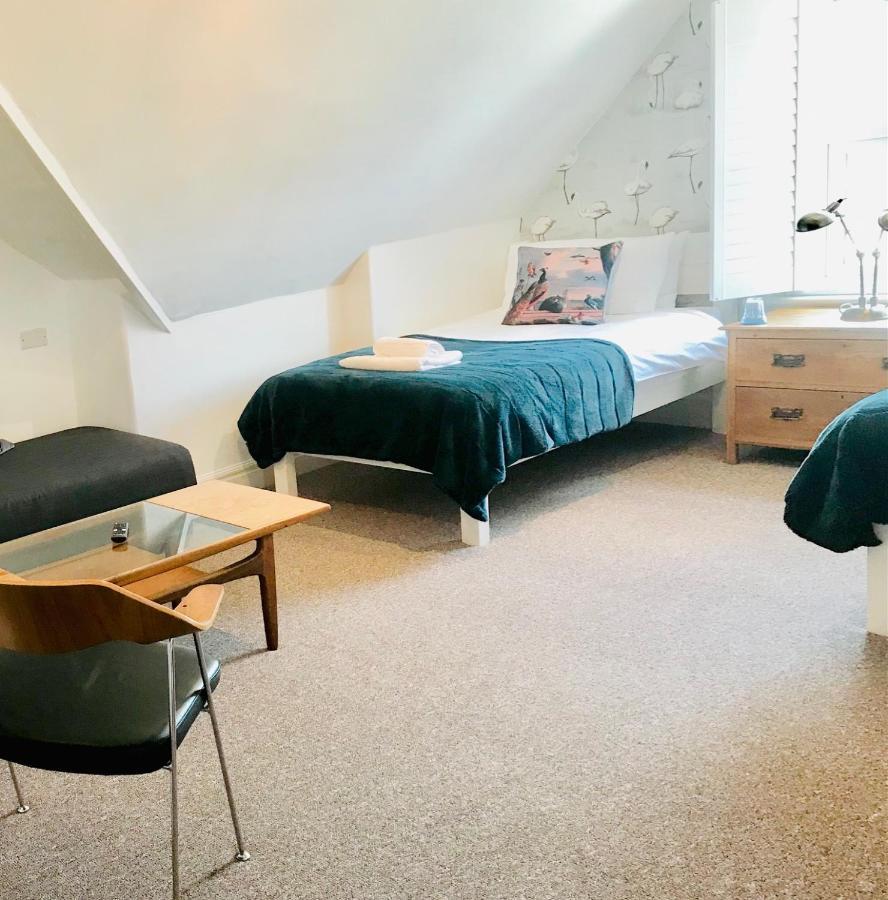 Bridge House 3*