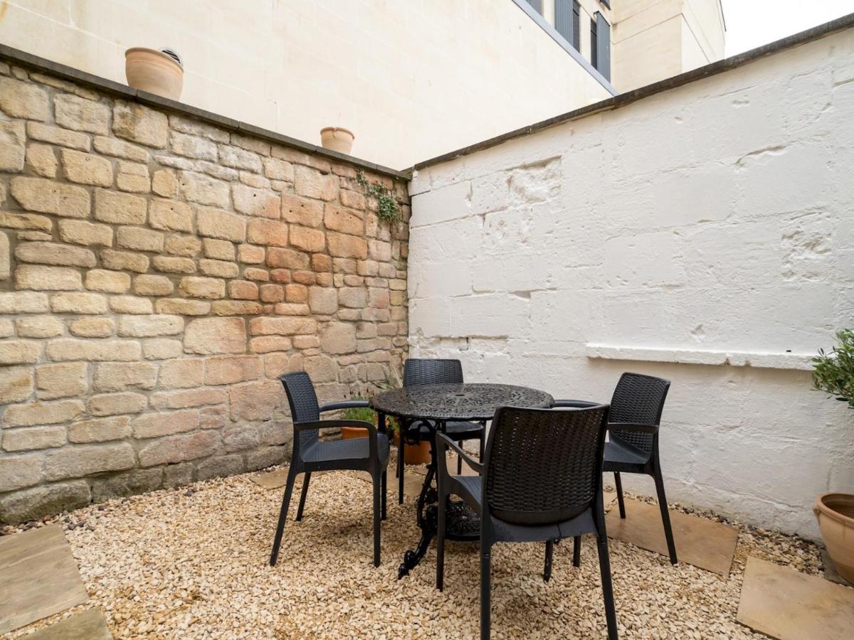 Holiday home Pass The Keys Centrally Located 3 Bed Townhouse With Garden Bath