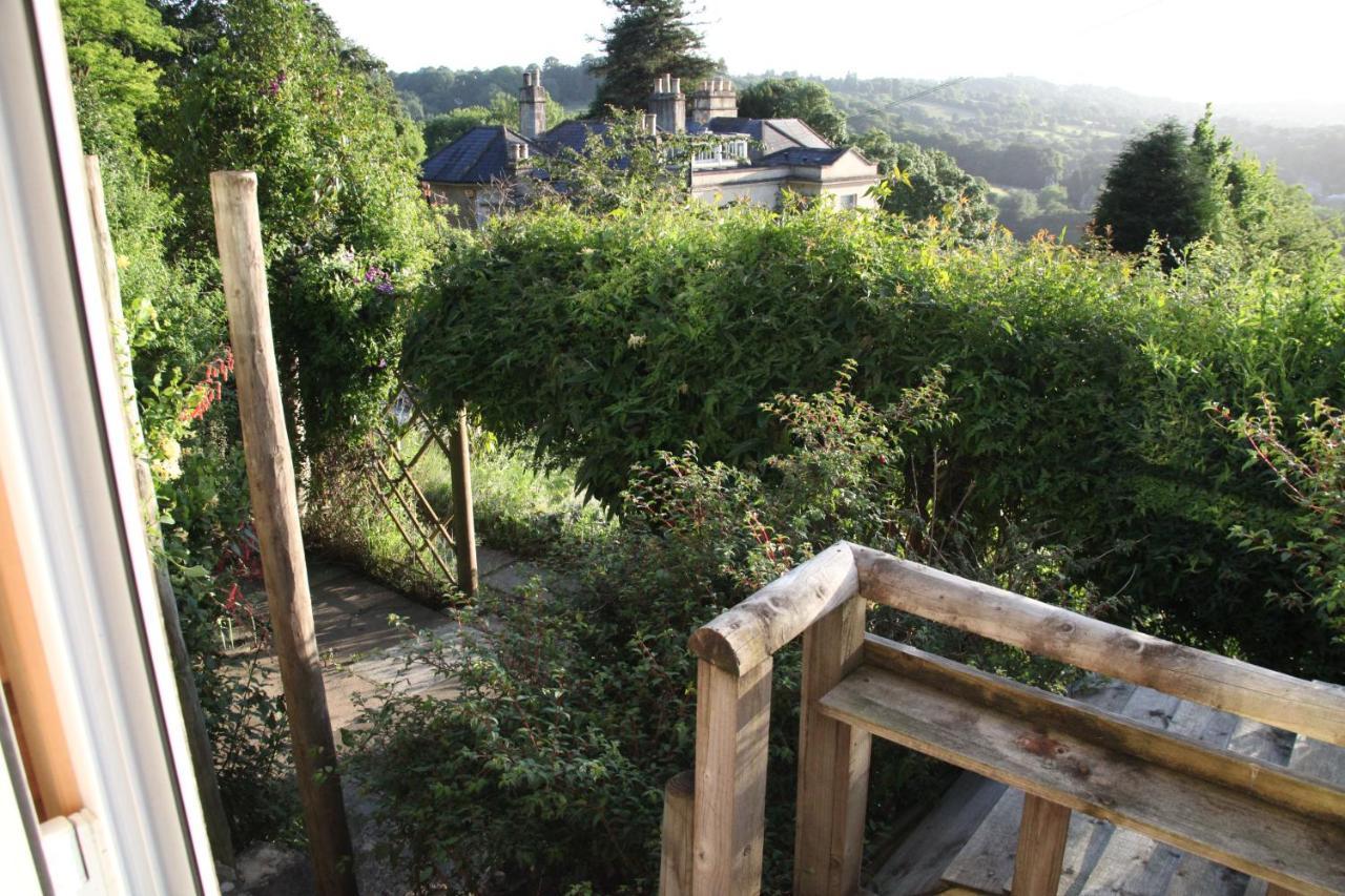 Spacious In Bath, Nature And City!