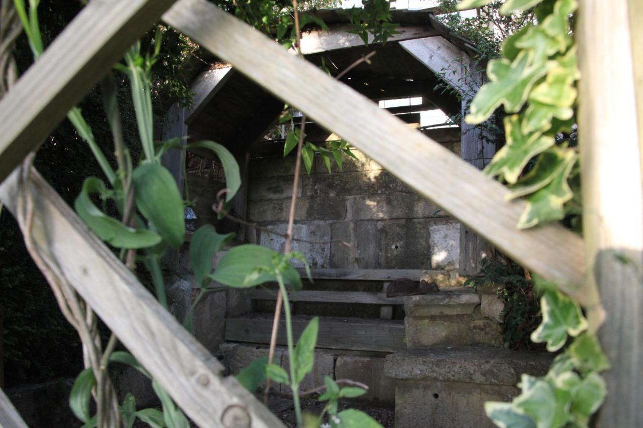 Lodge Spacious In Bath, Nature And City!