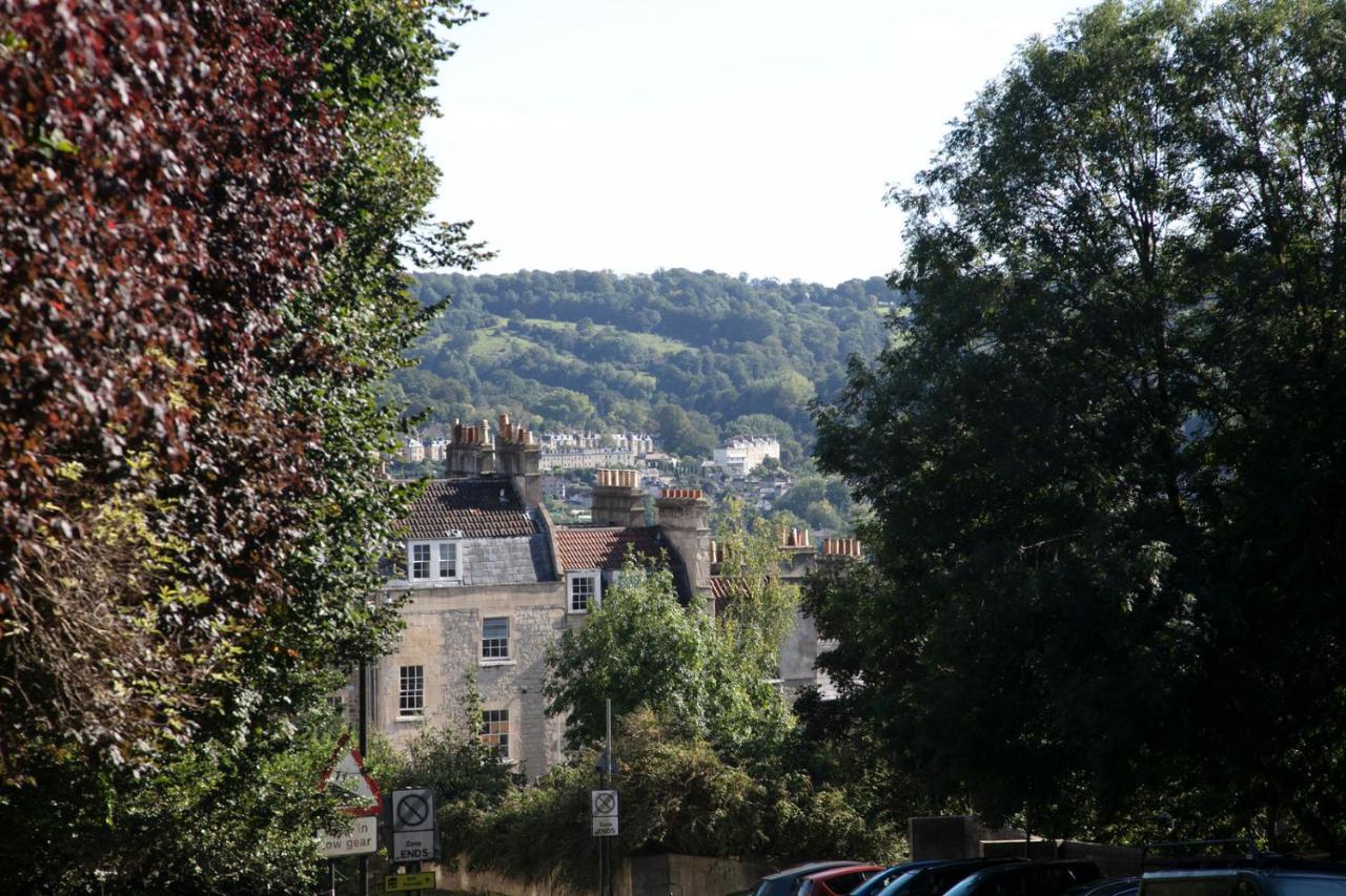 Lansdown Grove 4*