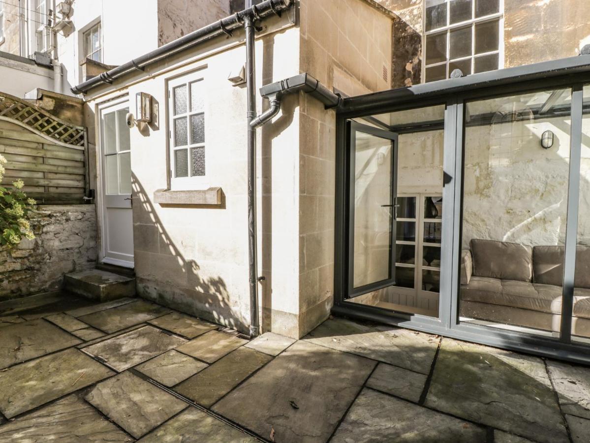 23 Daniel Street *