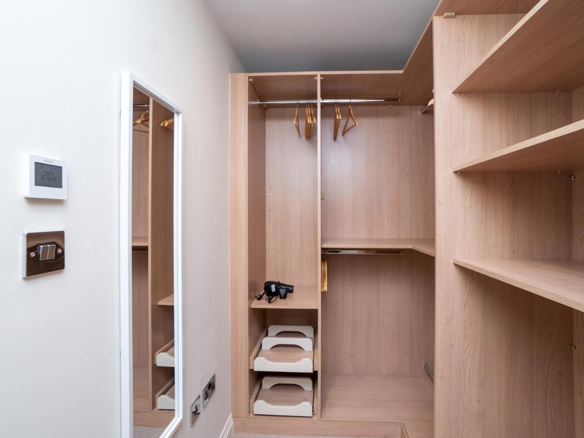 Pass The Keys Quiet 1 Bed With Parking Apartment Bath