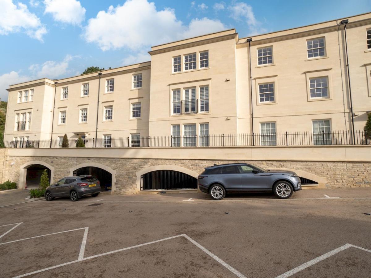 Pass The Keys Quiet 1 Bed With Parking Bath