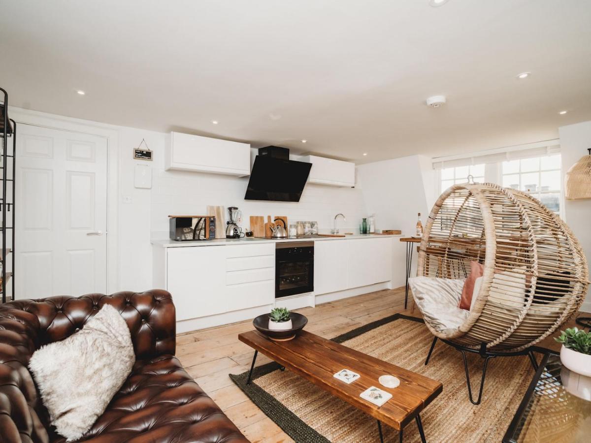 Pass The Keys Stylish 2 Bed Eco Flat In The Heart Of Apartment