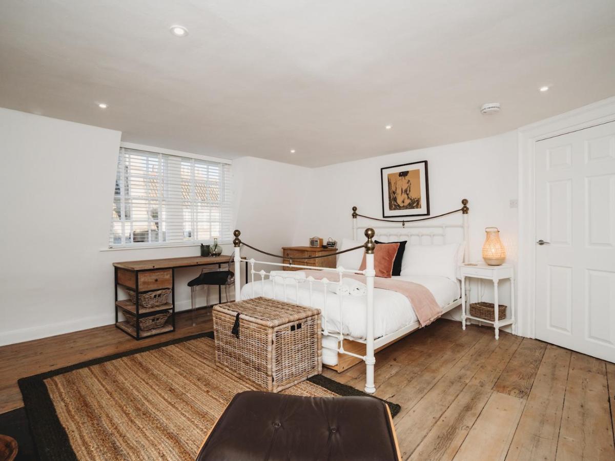Pass The Keys Stylish 2 Bed Eco Flat In The Heart Of Apartment