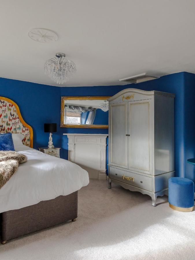 Impeccable 4-bed In * Bath