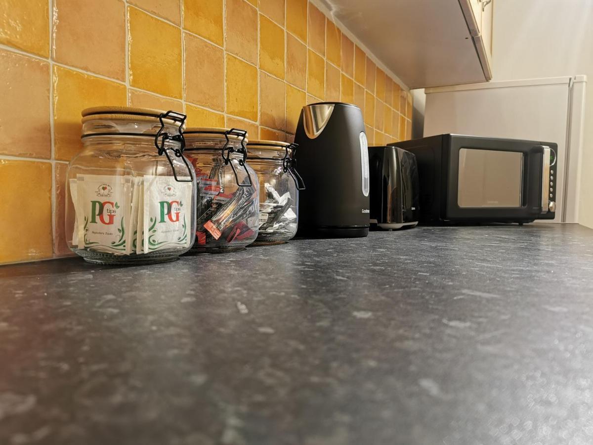Norfolk Pad - Lovely 1 Bed In - Top Floor * Bath